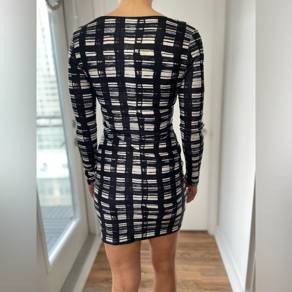 Print party dress size small - Picture 3 of 4